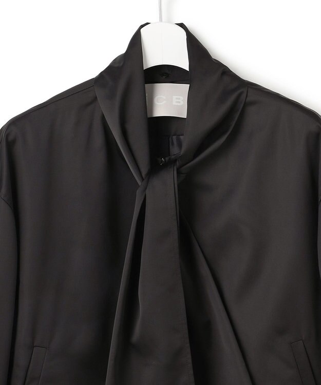 ICB 【先行予約・2WAY】 ダルグロッシーサテン ボウタイ付きブルゾン ブラック
