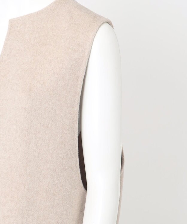 23区 【エステータ】ブラッシュドラムズウール ベスト トップベージュ系