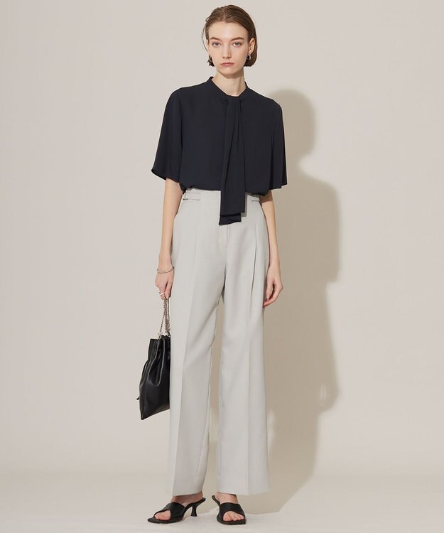 ICB 【接触冷感・UVケア・速乾・洗える】BackSatinAmunzen  5分袖スカーフタイブラウス ネイビー系