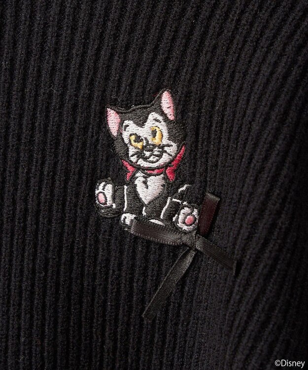 earth music&ecology Ｄｉｓｎｅｙ／フィガロ刺繍袖フェザーニット Black