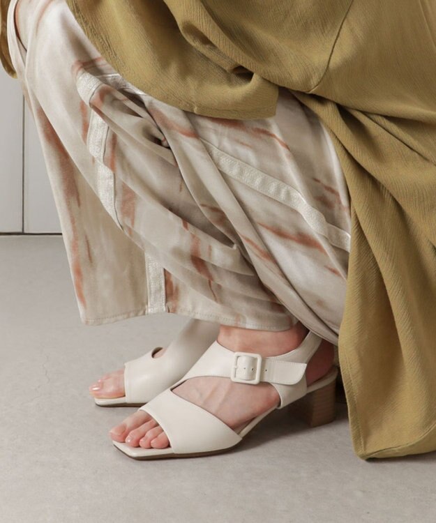 REGAL FOOT COMMUNITY 【ビューフィット】A60Y スクエアサンダル サンダル アイボリー
