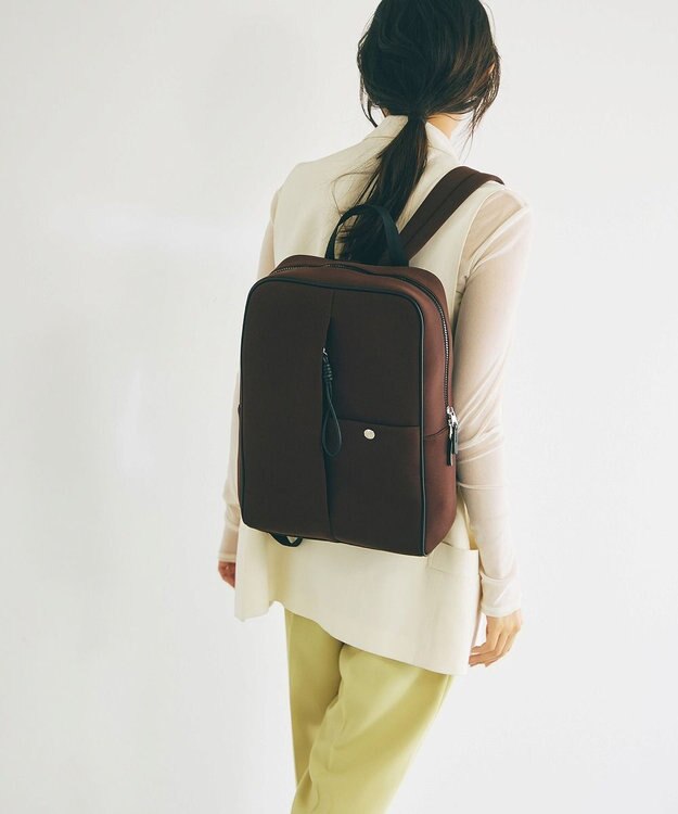 TOPKAPI 【Breath TOPKAPI】SORT ソート ネオプレン スクエア リュック / 軽量 / PC対応 チョコレート