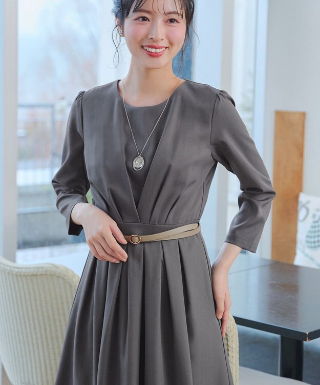 Tiaclasse 【おのののかさん着用】半袖&長袖選べる袖丈・タックフレアワンピース 長袖チャコールグレー