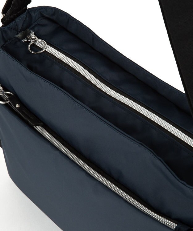ACE BAGS & LUGGAGE ACE アリッサム ショルダーバッグ 17691 ネイビー