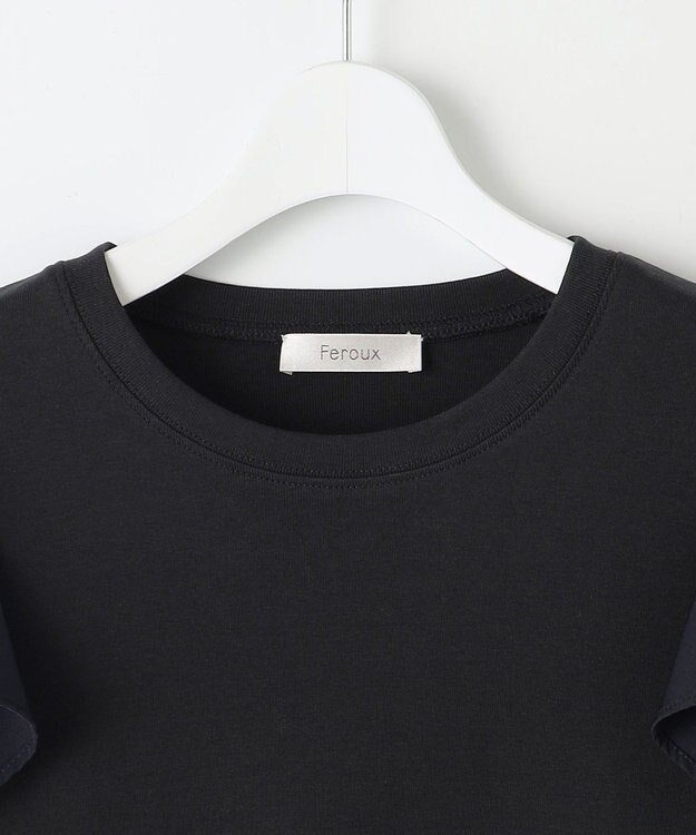 Feroux フリル袖  Tシャツ ブラック系