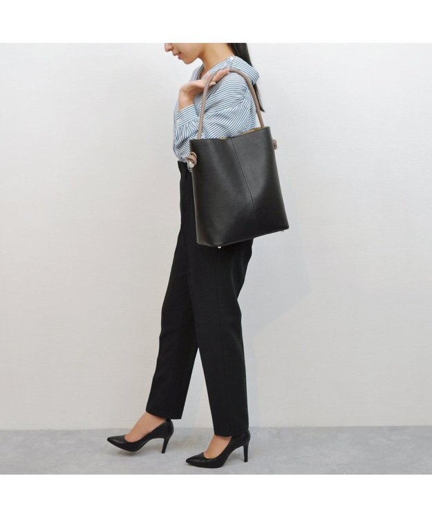 UNBILLION cachecache 丸ハンドルスクエアバケツワンショルダー ブラック