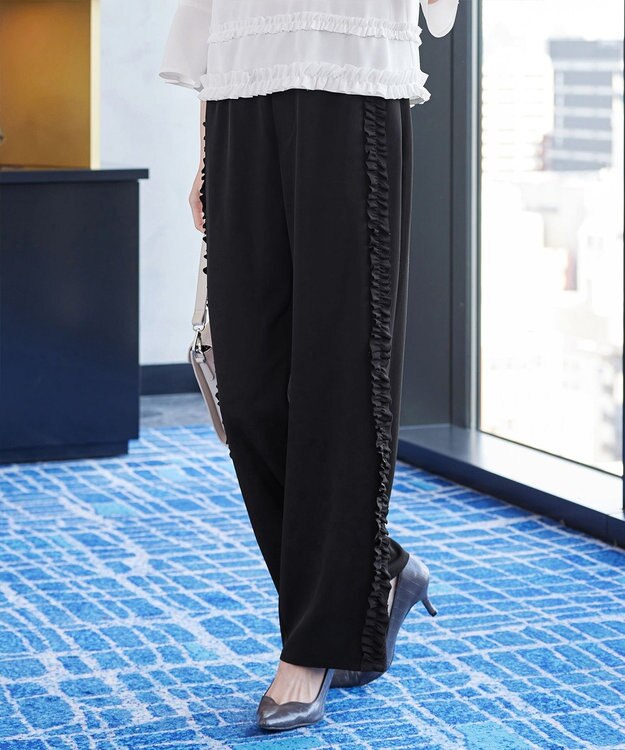 Tiaclasse L 【ブラウス×パンツ2点ット】フリルデザインセットアップ オフホワイト