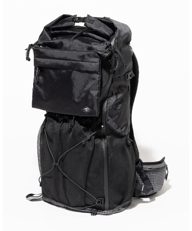 JOSEPH ABBOUD MOUNTAIN 【軽量/ECO撥水/サスティナブル素材/サコッシュが取り外せる】リサイクルリップストップ バックパック 33L ブラック系