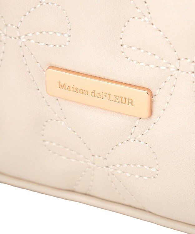 Maison de FLEUR スカーフ付きリボンキルティング2Wayスクエアトート Ivory