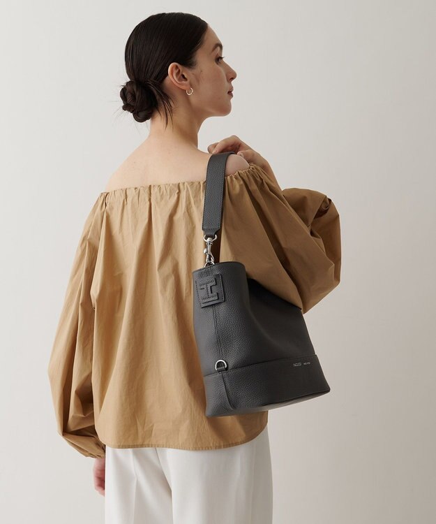IACUCCI ≪予約≫アウラ CERVO チャコールグレー