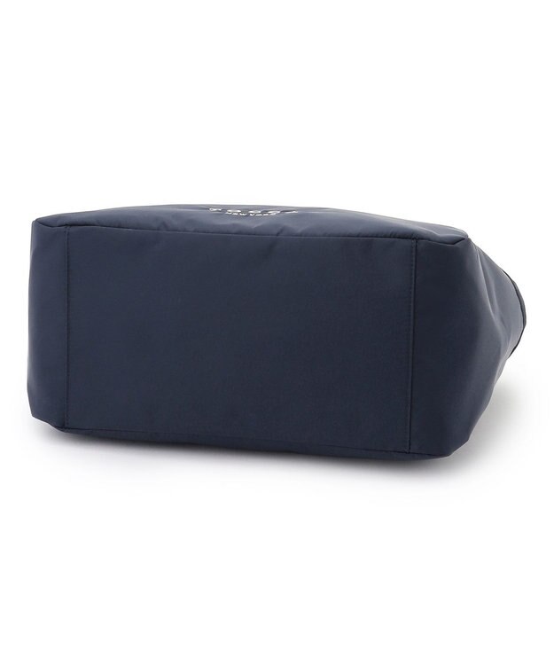 TOCCA 【WEB＆一部店舗限定・環境にやさしい素材】【A4サイズ対応】TRAVERSA MOTHERS TOTE マザーズバッグ ネイビー系