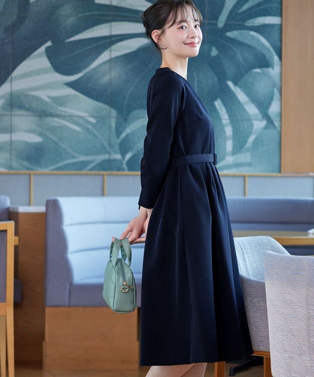 Tiaclasse L 【ダブルクロス・洗える】 ナローVネックワンピース ネイビー