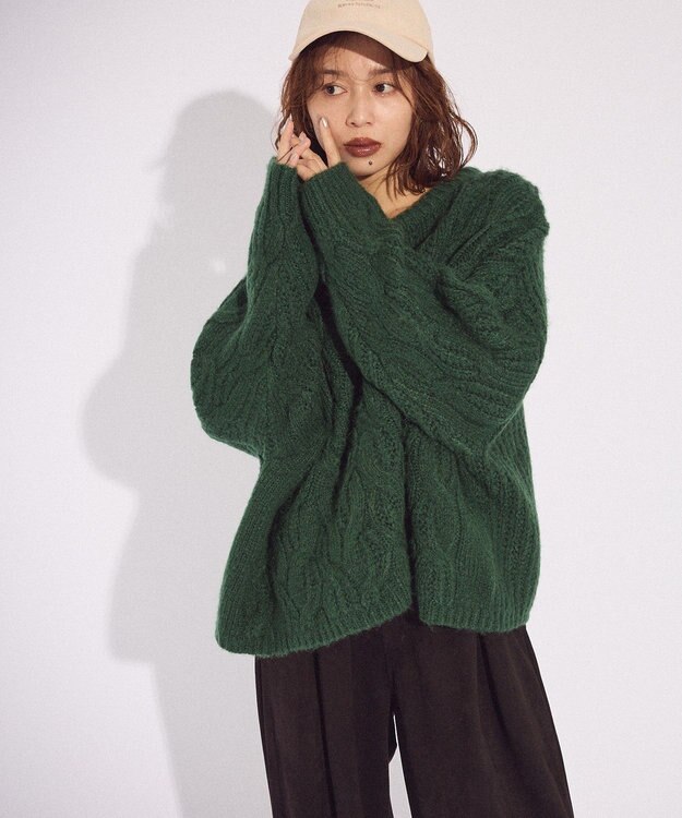 Green Parks ふわふわケーブルニットプルオーバー Green