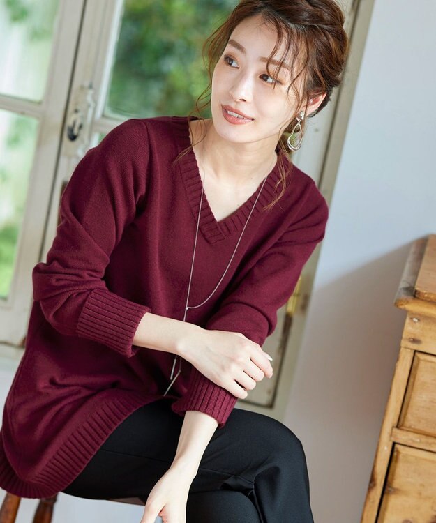 Tiaclasse L 【洗える】幅広く活躍が期待できるVネックリブニットチュニック ボルドー