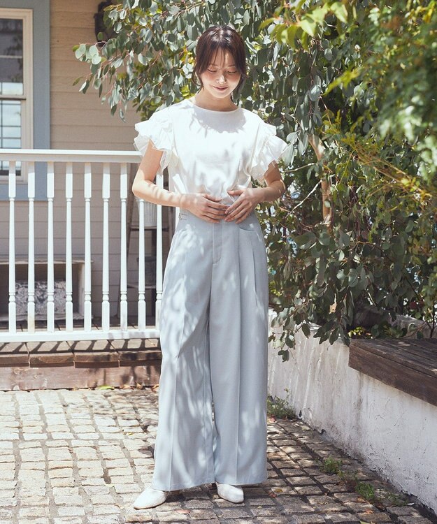 earth music&ecology 【接触冷感/洗濯機可】ギャザーフリルスリーブカットソー Ivory