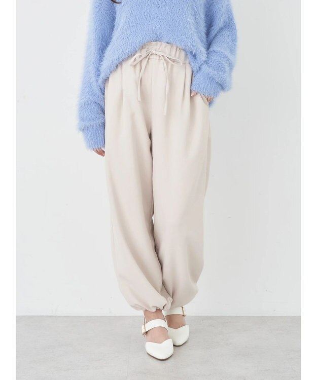 earth music&ecology 裾ドロストパラシュートパンツ Off White