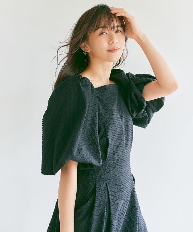 #Newans 【優木まおみさんコラボ】スクエアネックパフスリーブワンピース ブラック系