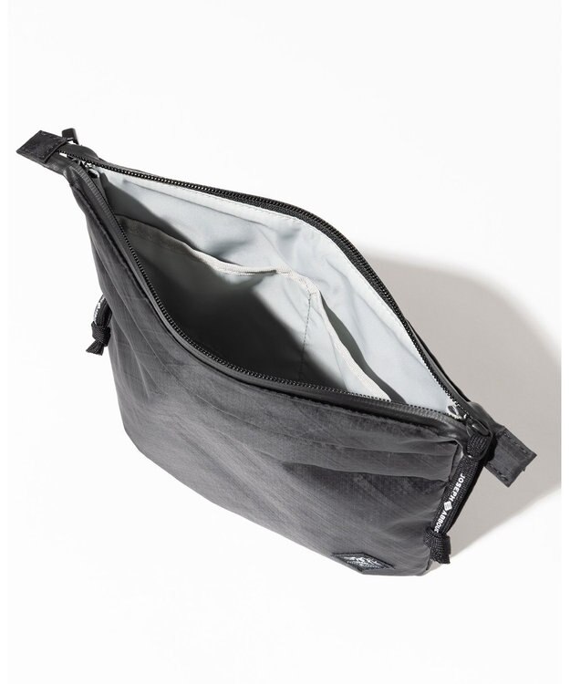 JOSEPH ABBOUD MOUNTAIN 【軽量/ECO撥水/サスティナブル素材/サコッシュが取り外せる】リサイクルリップストップ バックパック 33L ブラック系