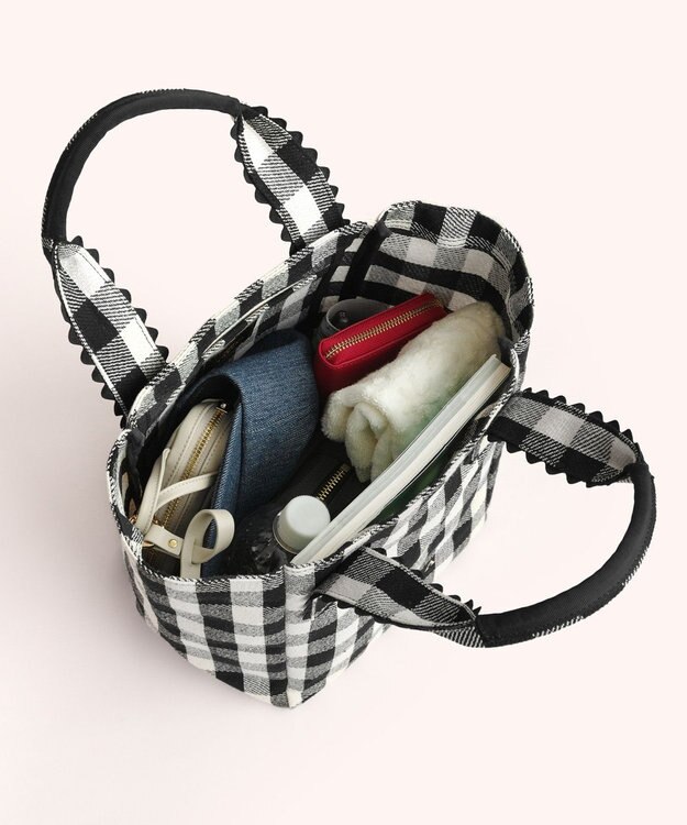 TOCCA WAVES HANDLE TOTE トートバッグ【星風まどかさん着用・WEB＆一部店舗限定】 ブラック系5