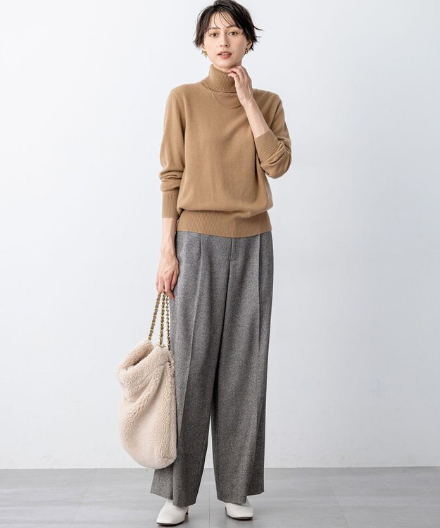 23区 L 【滝沢眞規子さん着用/Oggi掲載/洗える】ピュアカシミヤ タートルネック ニット キャメル系