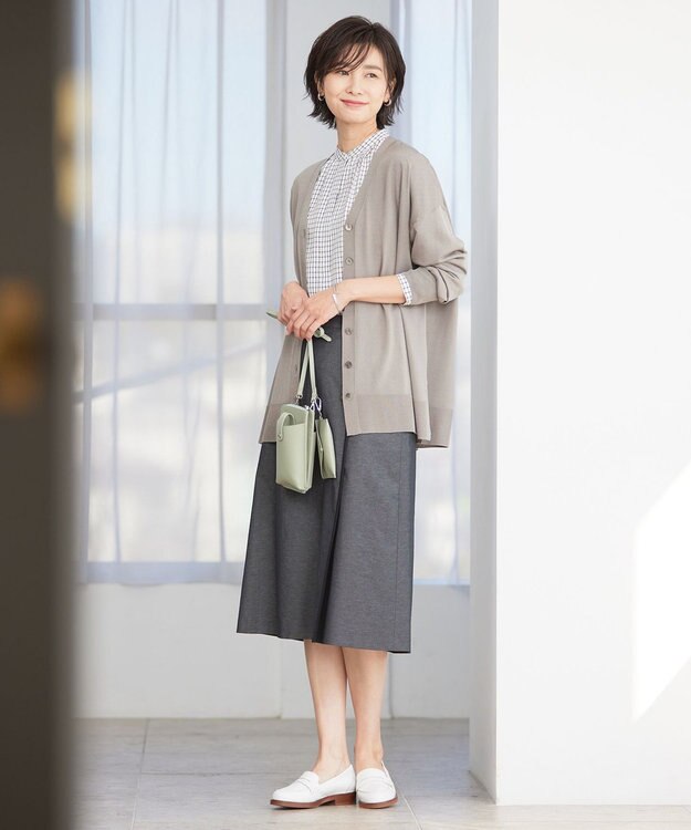 J.PRESS LADIES 【洗える】 シルキーレーヨンストレッチ Ｖネック カーディガン ブラウン系