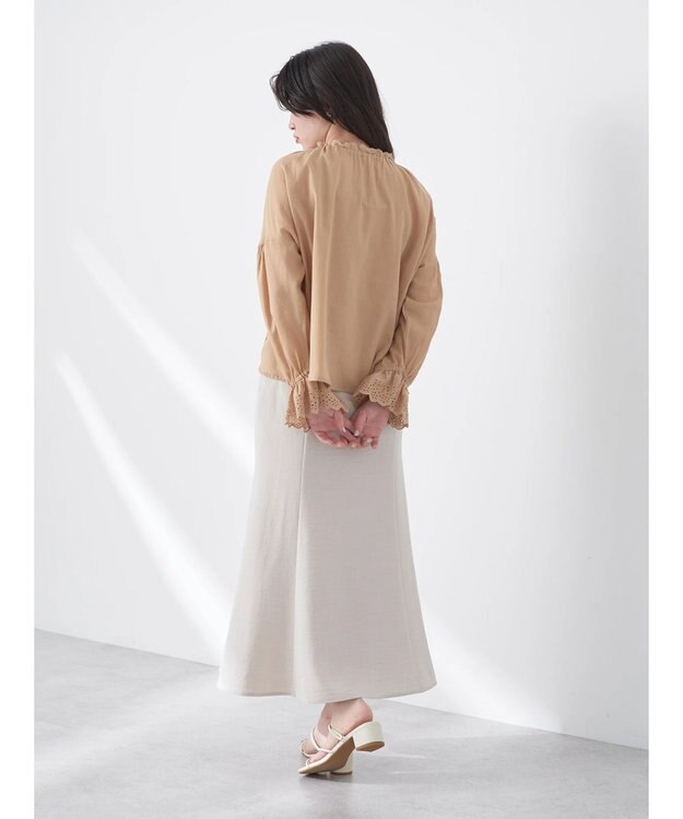 earth music&ecology ギャザーショートブラウス Beige