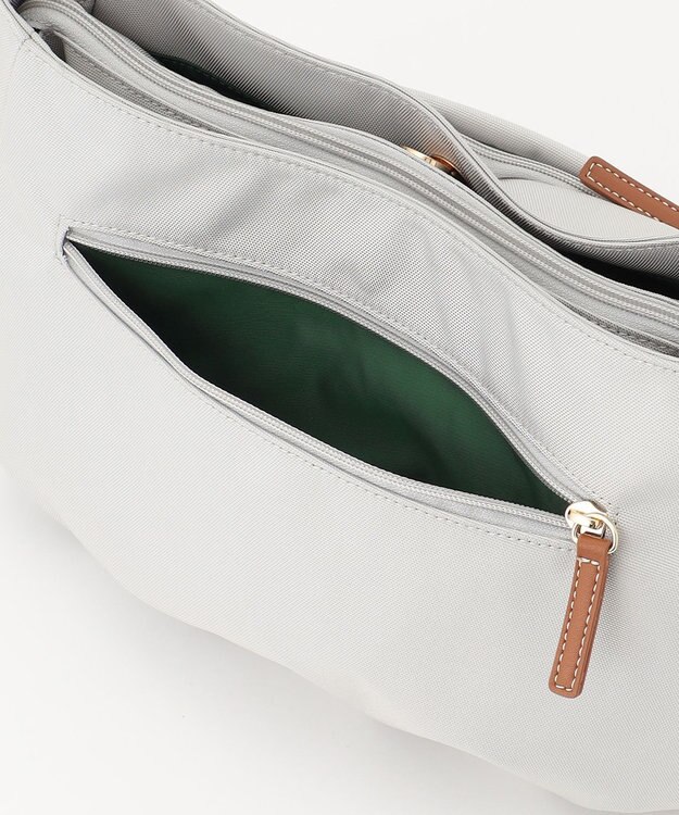 LA BAGAGERIE ポリエステルキャンバス　タックショルダー アイボリー