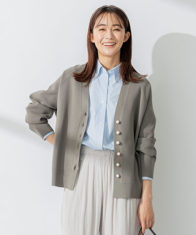 組曲 【人気商品が春カラーで登場！】スポンディッシュニット カーディガン ライトグレー系