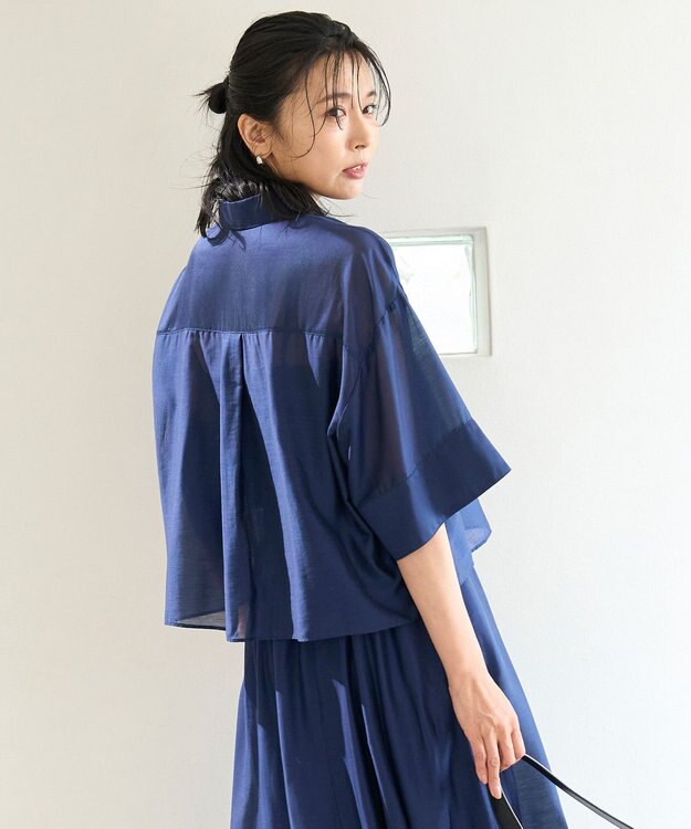 UNFILO ライトシアー クロップドシャツ ダークブルー