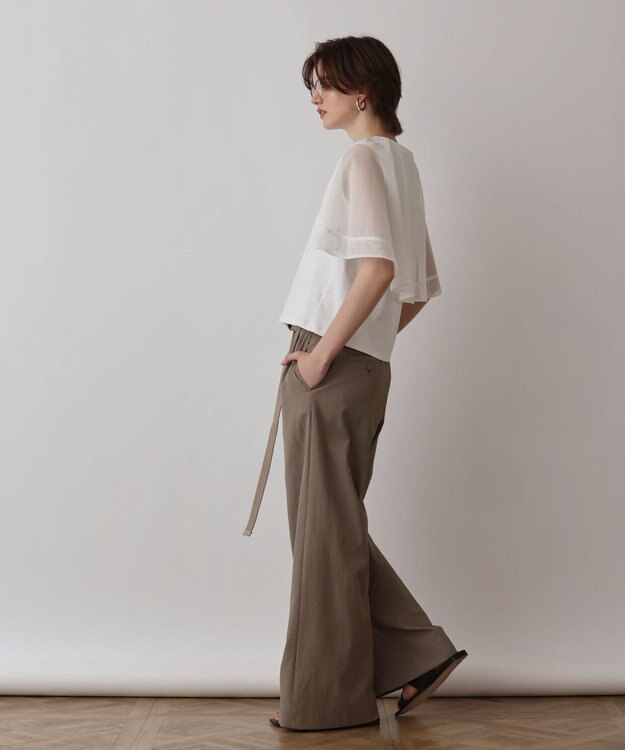 GRACE CONTINENTAL シアーケープカットトップ ホワイト