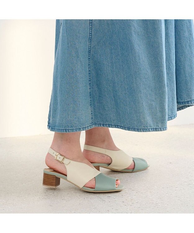 ing <ing>カバードデザインバックベルトサンダル グリーン