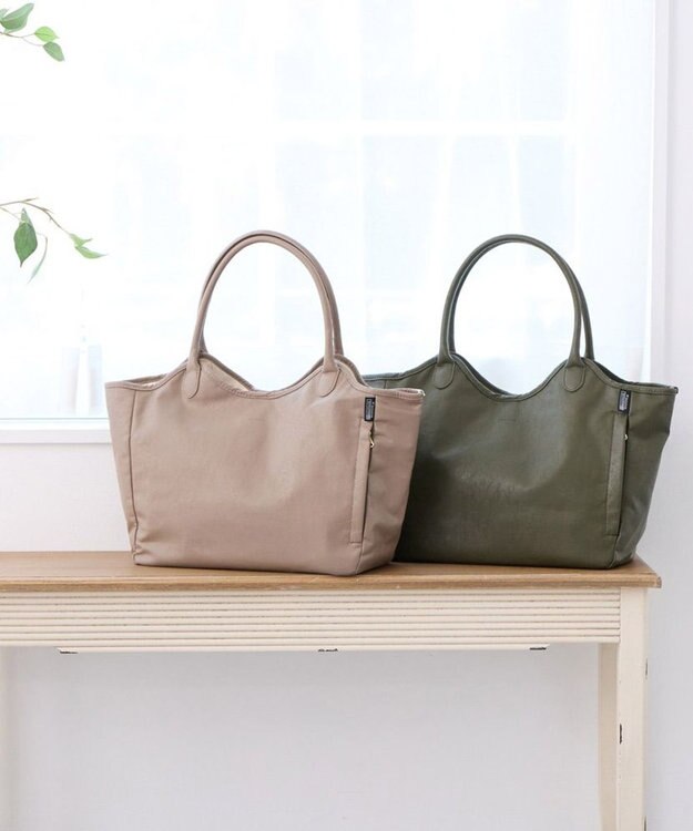 ROOTOTE 3638【A4サイズ収納】SC.ハビチェル.シームリー-A 02：グレージュ