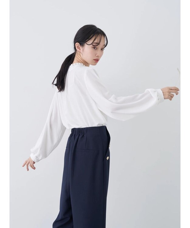 earth music&ecology ２ＷＡＹスタンドフリルブラウス Off White