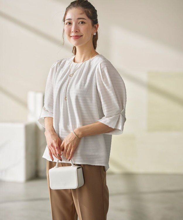 組曲 L 【WEB限定】ボーダージャガード タック袖ブラウス アイボリー系