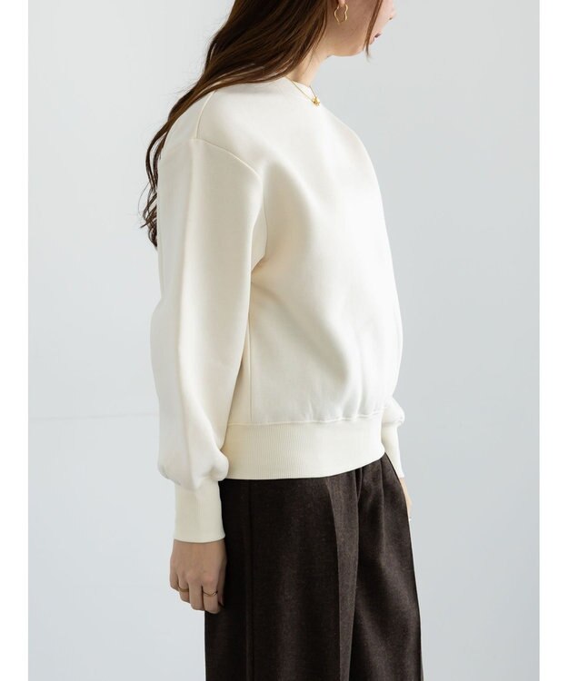 Te chichi ワンポイント刺繍裏起毛プルオーバー オフホワイト