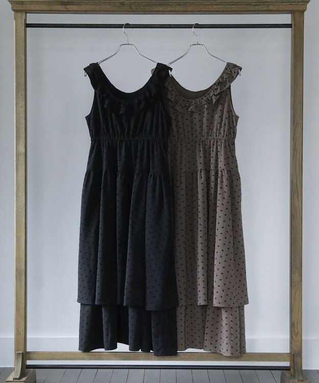 Green Parks ■ＥＳＣＡＲ　リボンｐｔフリルネックワンピース Gray Beige