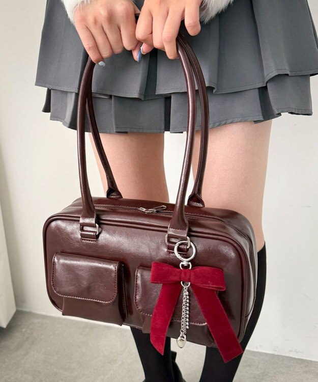 WEGO チャーム付きスクエアボストンバッグ ワイン