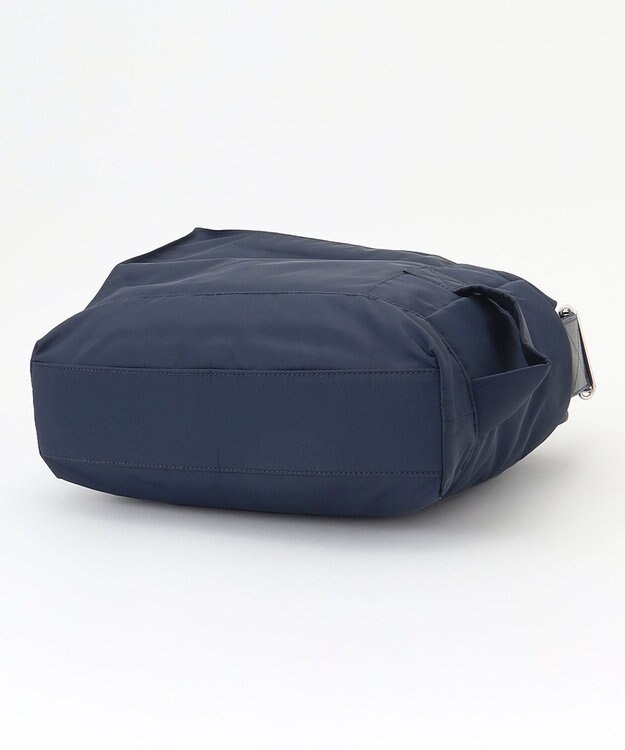 Y'SACCS 【Y'SACCS Gene Line】ヴァール ショルダーバッグ ネイビー