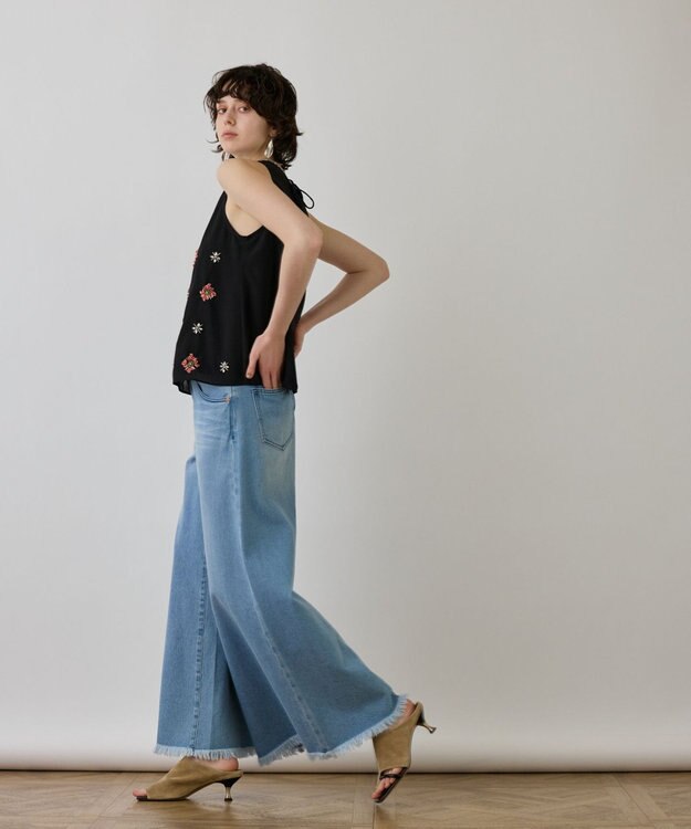 GRACE CONTINENTAL ビジューノースリーブトップ ブラック