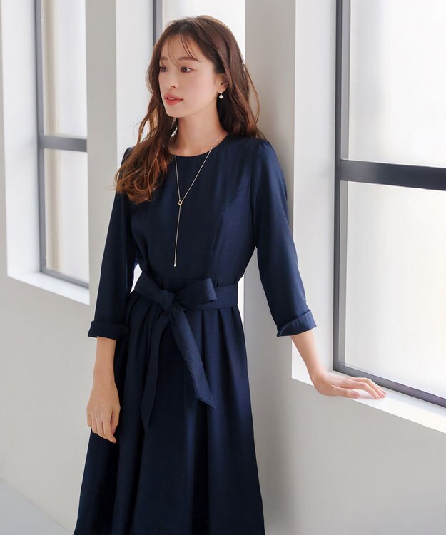 Tiaclasse L 【洗える】花柄刺繍フレアワンピース ネイビー