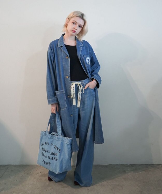 GRACE CONTINENTAL レタードデニムトート ブルー