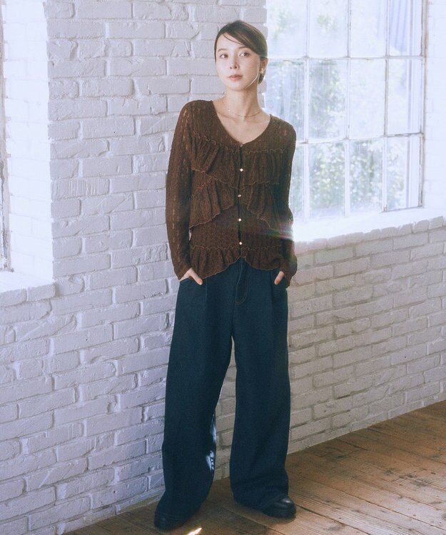 earth music&ecology レースフリルメローカーディガン Brown