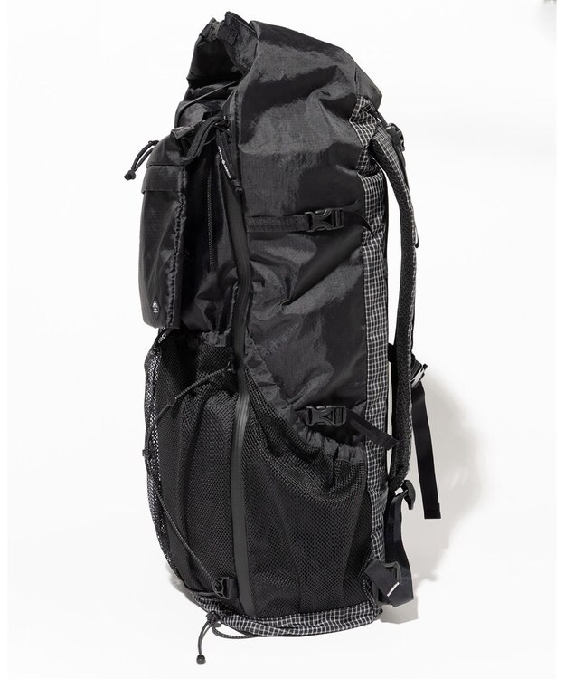JOSEPH ABBOUD MOUNTAIN 【軽量/ECO撥水/サスティナブル素材/サコッシュが取り外せる】リサイクルリップストップ バックパック 33L ブラック系