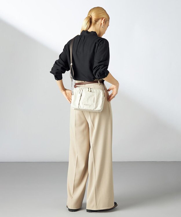 Y'SACCS Polka Dots スクエアポシェット アイボリー