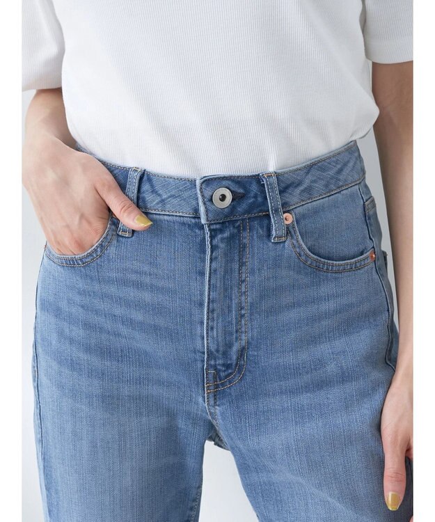 earth music&ecology クロップドデニムパンツ Light Indigo