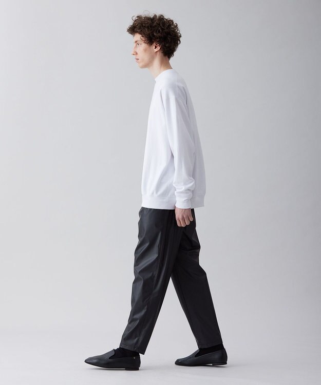 UNFILO MENS 【ストレッチ】レザーライク イージー テーパードパンツ [23年春夏商品] ブラック