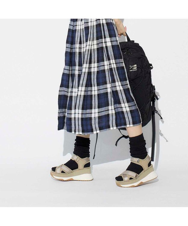 ing <ing>厚底スポーツサンダル ベージュ