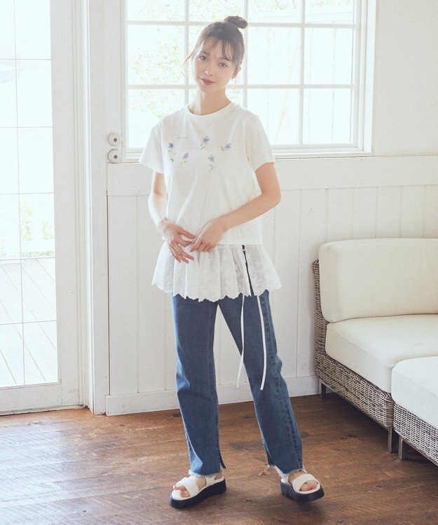 earth music&ecology アソートロマンティックグラフィックＴ Off White