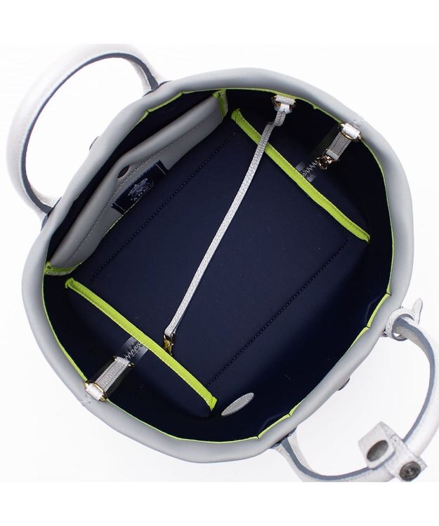 A.D.M.J. 【魔法のように軽い】マジックライト/キューブトート21cm(Dカン＋) GRIS,M