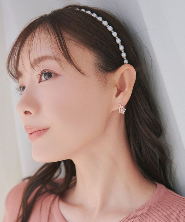 Tiaclasse 【安田美沙子さん着用・金属アレルギー対応】スノーフレークピアス／イヤリング ピンクゴールドピアス